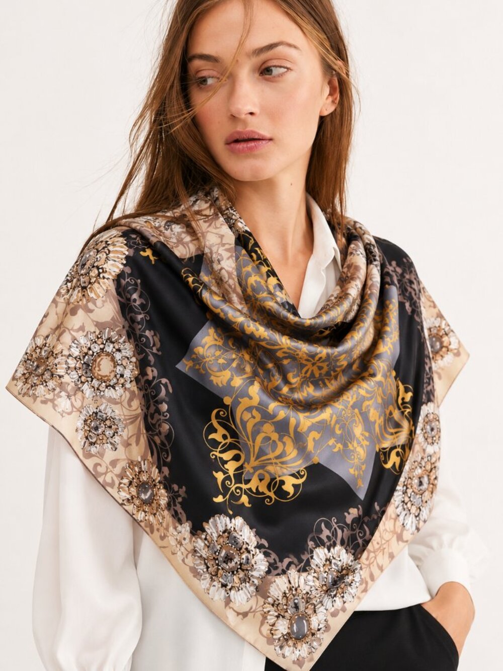 Pure silk Cynthia Rowley scarf